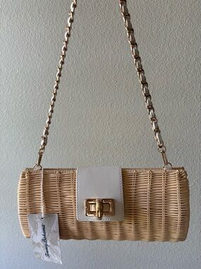 Tommy Bahama Tan Straw Shoulder Bag with Cream Trim and Gold Chain